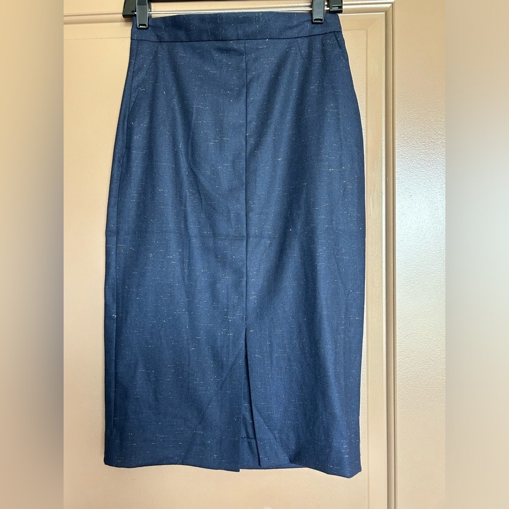 Express women’s fashion trendy skirt size 4 NWOT